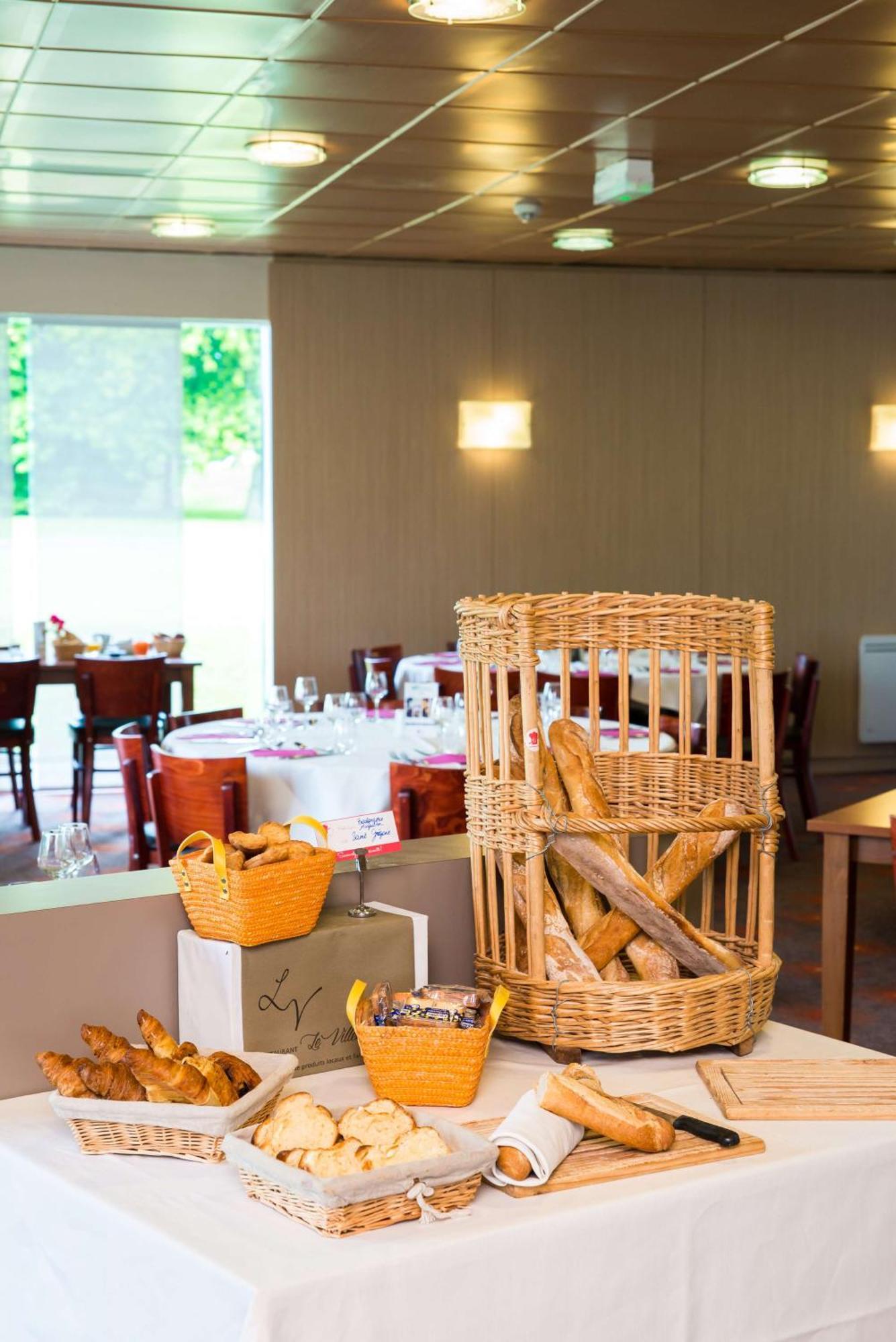 Brit Hotel Rennes St Gregoire - Le Villeneuve Saint-Grégoire Zewnętrze zdjęcie